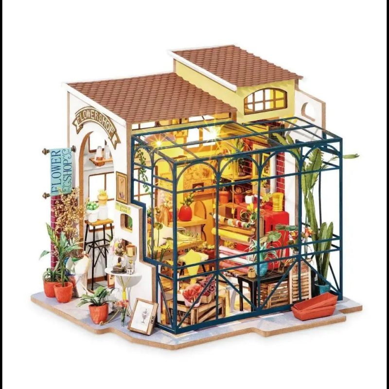 boutique-style-miniature-house-craft-with-floral-decor Boutique-style miniature house craft kit with floral decor and kraft-paper bouquet wraps