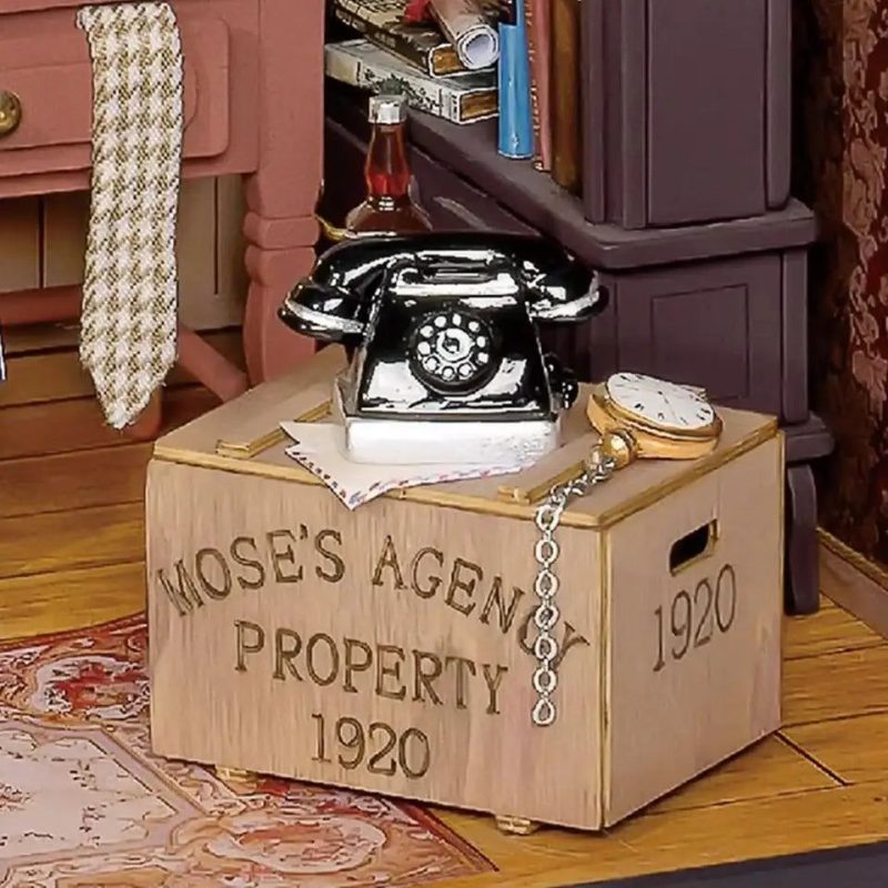 craft-kit-for-miniature-mystery-agency-interiors Detective agency craft kit with resin accessories, wood components, paper details, and LED lamp battery pack