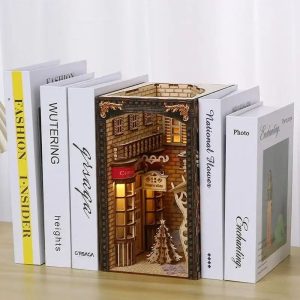 Diagon Alley Book Nook Kit