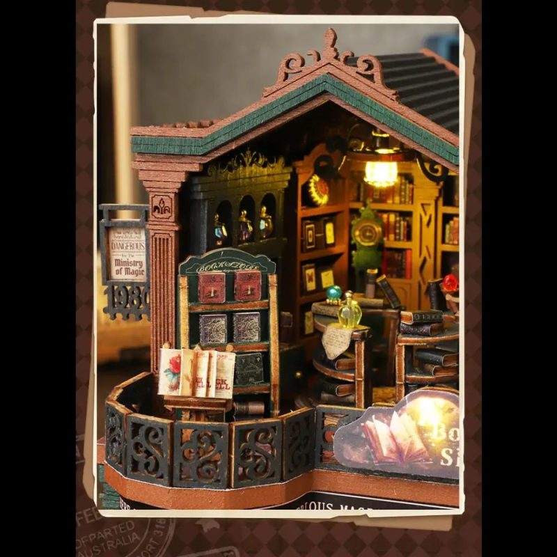 diy-fantasy-house-miniature-kit-with-warcraft-design DIY fantasy house miniature kit with Warcraft design