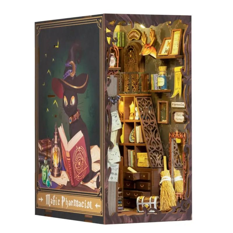 enchanting-potion-filled-book-nook Enchanting potion-filled book nook with warm LED light and hand-painted props