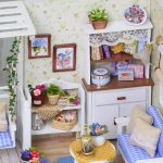 handcrafted-miniature-patio-house-with-detailed-garden-furniture Handcrafted miniature patio scene with detailed 1:12 garden furniture