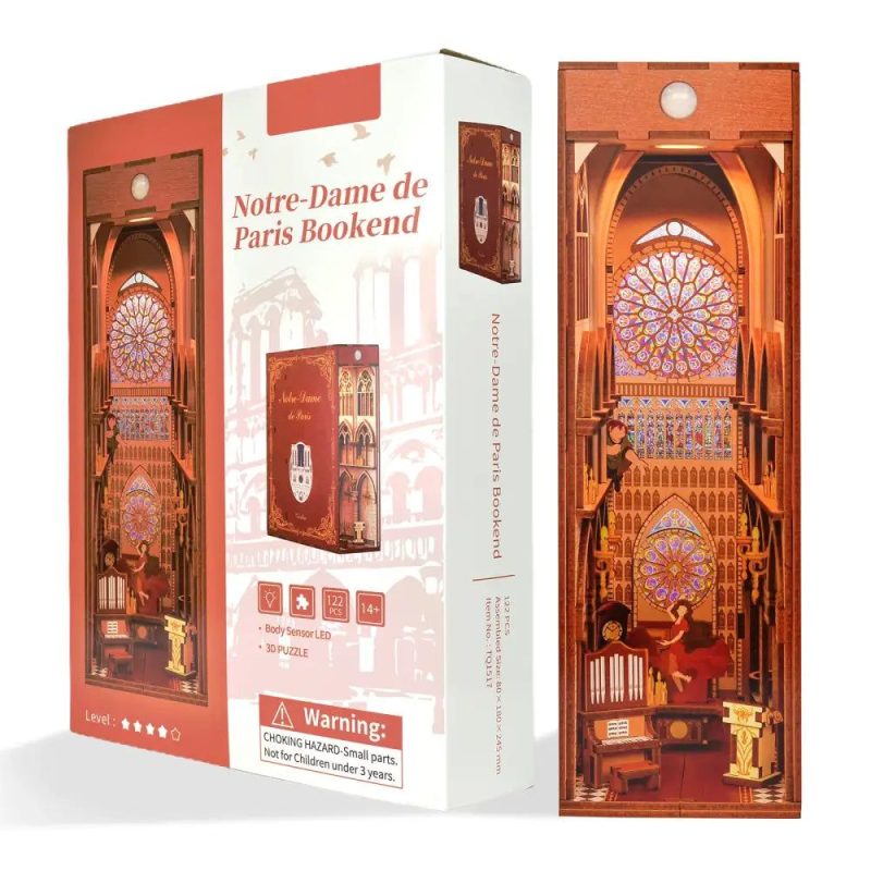 illuminated-paris-skyline-bookshelf-insert-diorama Illuminated Paris skyline bookshelf insert diorama evening glow effect