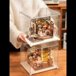 miniature-dollhouse-display-cabinet Miniature dollhouse display cabinet stackable ABS base side view