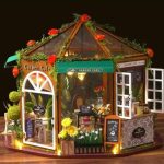 miniature-garden-cafe-with-diy-assembly-and-tiny-furniture Miniature garden café with DIY basswood assembly and tiny bistro furniture