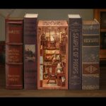 musical-book-nook-diorama-for-bookshelf-display musical book nook diorama with vinyl records and phonograph on bookshelf