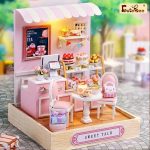 quaint-miniature-living-room-for-dollhouse quaint miniature dessert room interior with petite chairs and counter