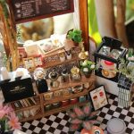 scale-model-garden-cafe-with-diy-decorations-and-accessories Scale model garden café with DIY decorations, acrylic glazing and accessories