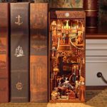 Sherlock Holmes Detective Agency Book Nook Kit