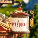 vintage-style-mechanical-wooden-music-box-with-melody Vintage-style mechanical wooden music box playing circus melody with LED lighting
